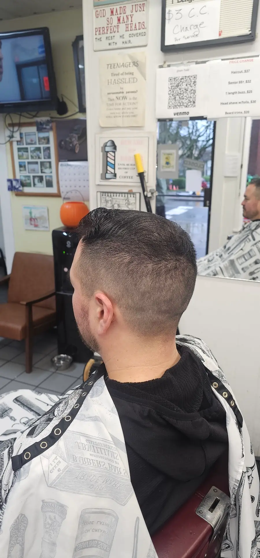 Short men's haircut with fade